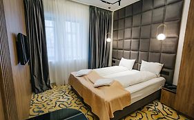 Hotel Dana 2